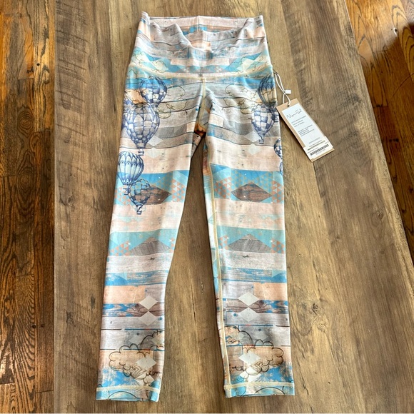 ✨NIYAMA SOL ODELAY BEACHCOMBER HIGH WAIST YOGA CROP LEGGING/PANT NWT XS - Picture 2 of 12